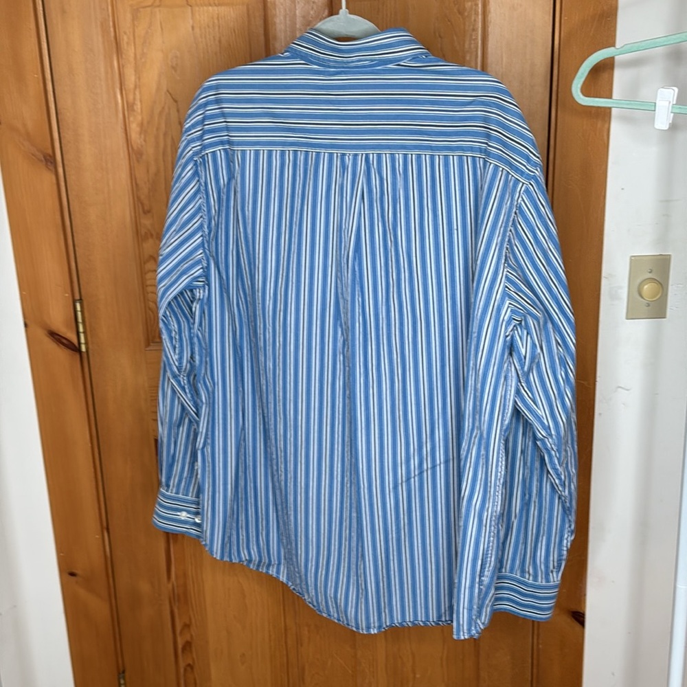 Men’s St. John’s Bay Cotton Button Up Size XL - Picture 9 of 11